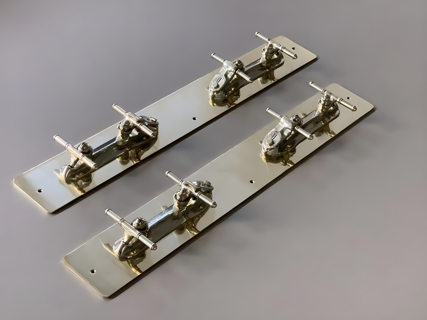 Quadro - Wall-Mounted Brass Clothes Hooks Rack