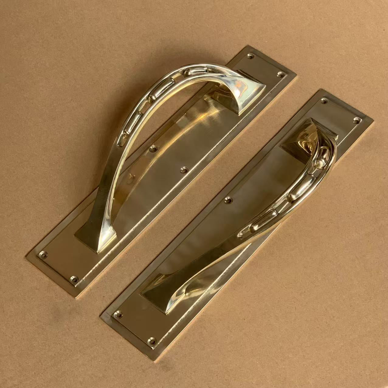 Gilden – Vintage Industrial Brass Door Pull Handle Pair