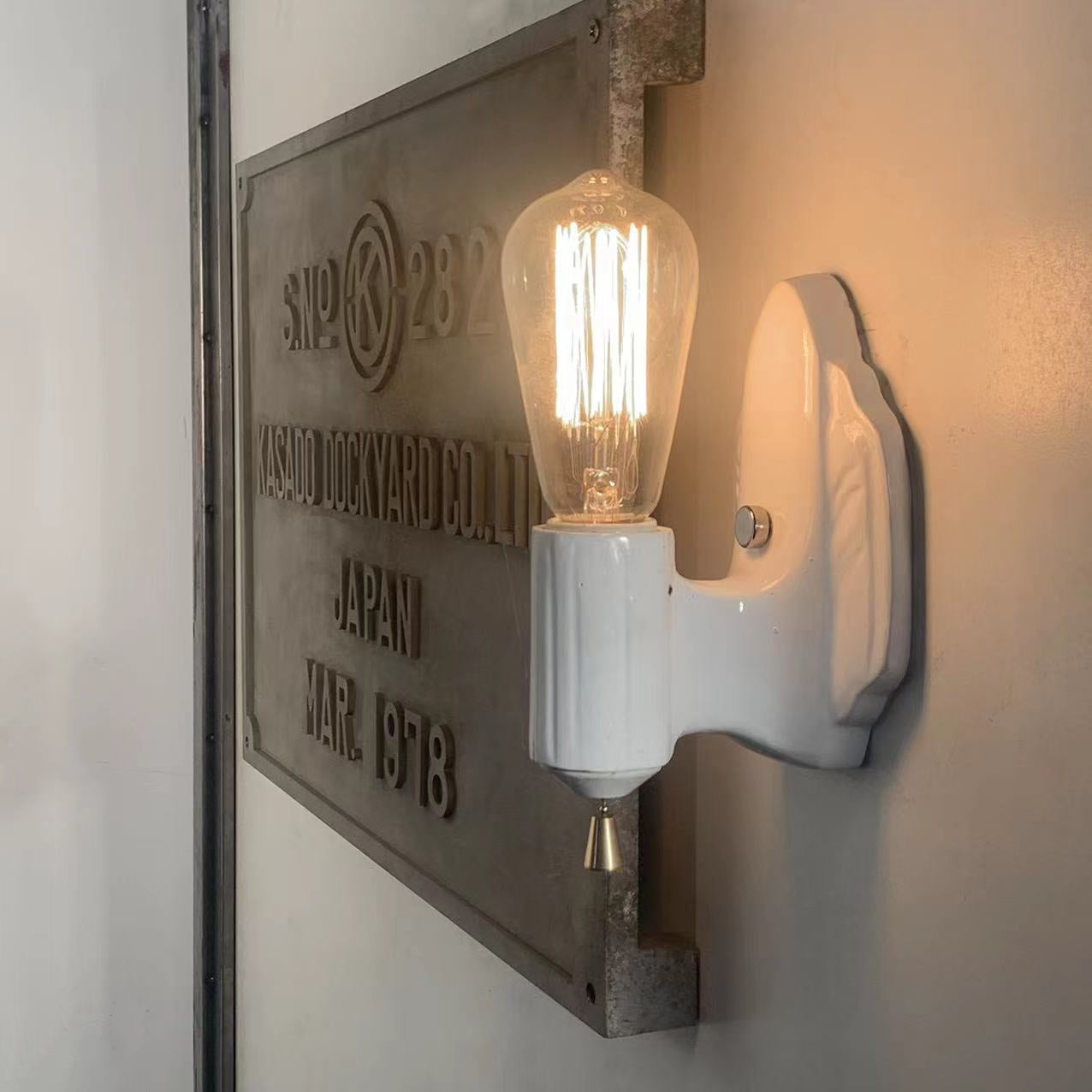 Torchlight - Vintage Industrial Styled Wall Sconce