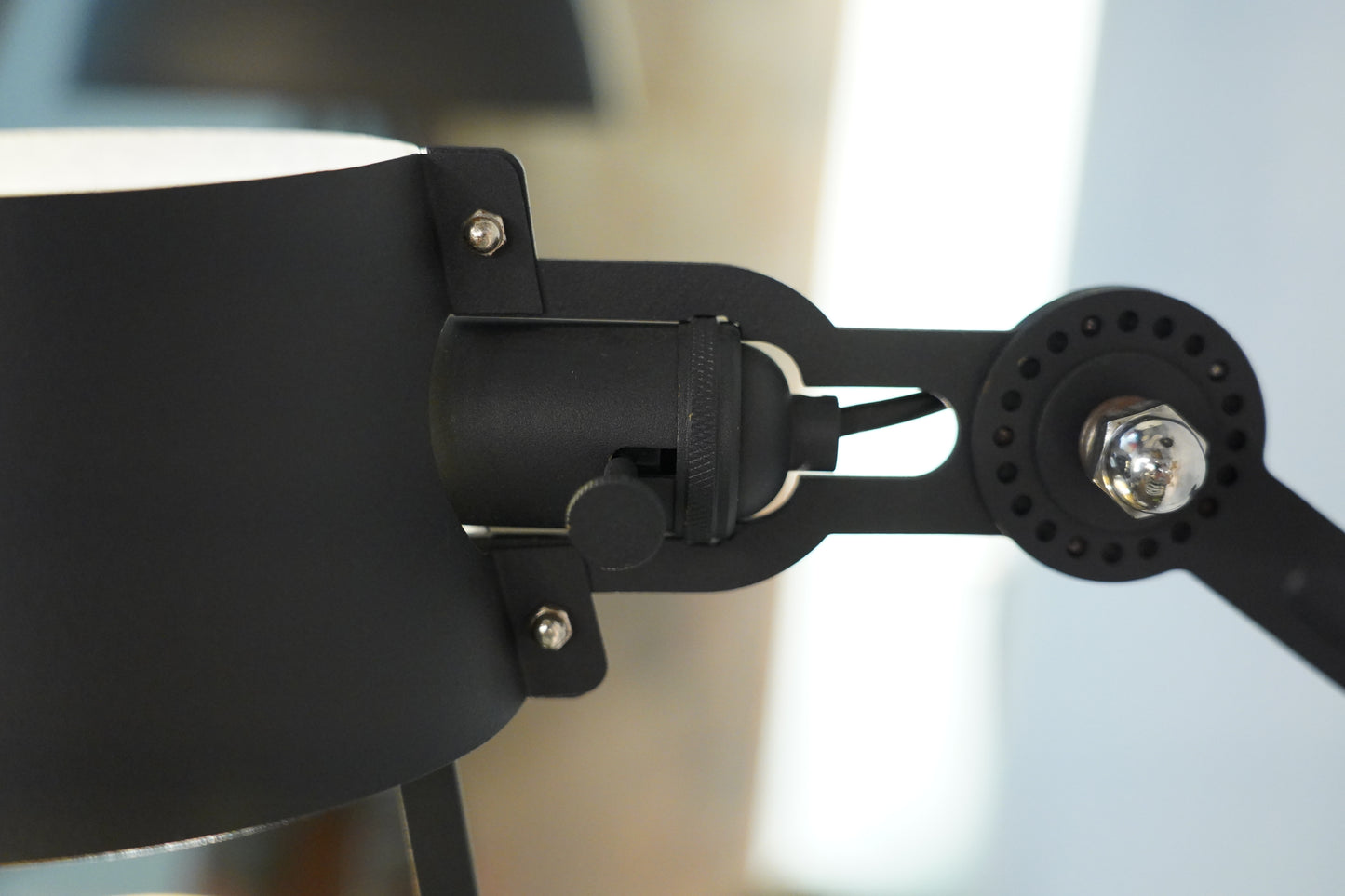Pivot - Vintage Industrial Wall Sconce With Adjusted Arm and Wire Cord