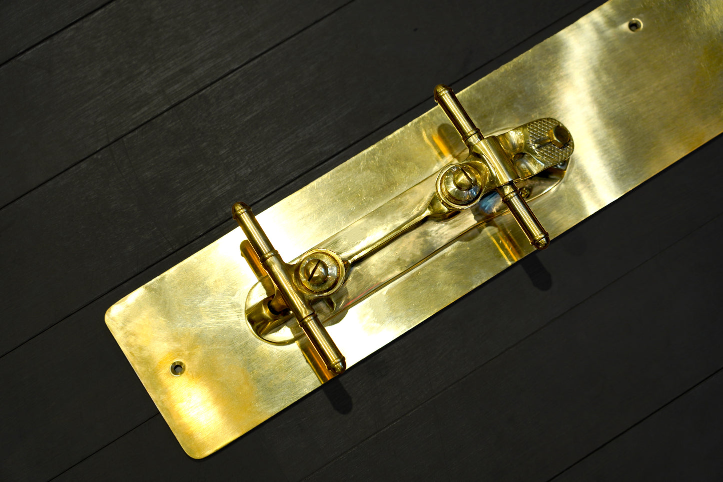 Quadro - Wall-Mounted Brass Clothes Hooks Rack