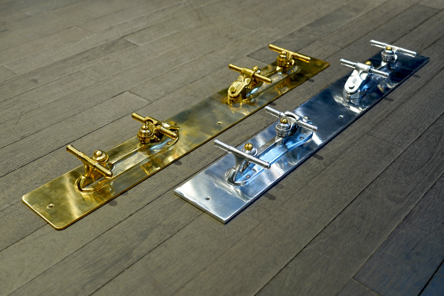 Quadro Jr. - Wall-Mounted Aluminum Clothes Hooks Rack