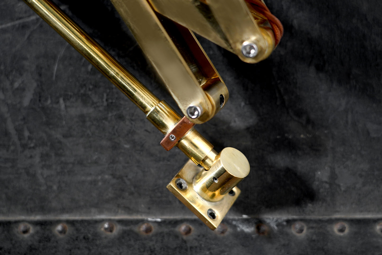 Flexi - Turnable lampshade and Adjustable Arm Vintage Industrial Brass Wall Sconce