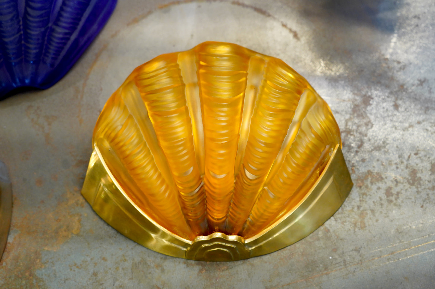Shellis - Vintage-inspired Wall Sconce
