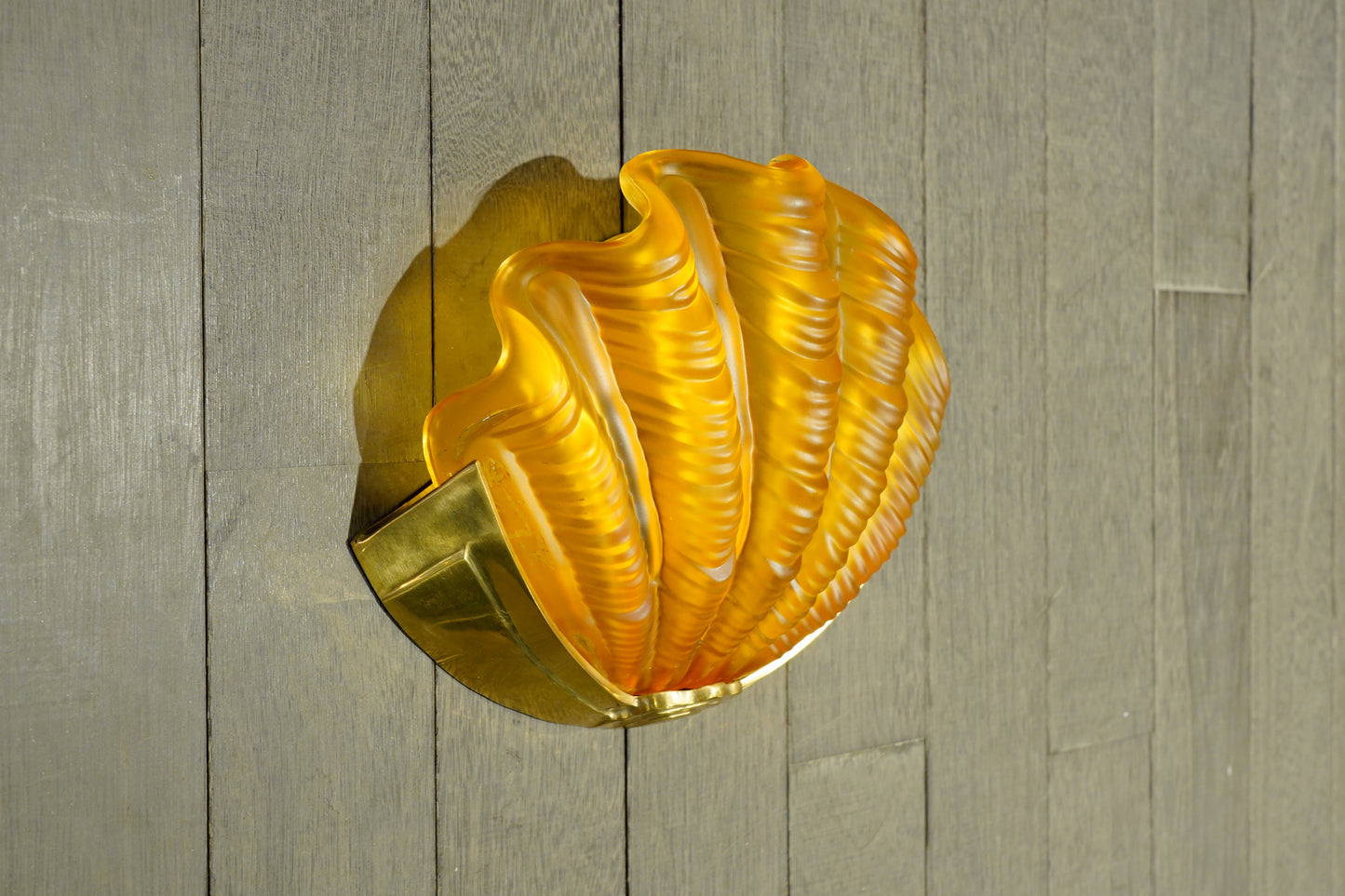 Shellis - Vintage-inspired Wall Sconce