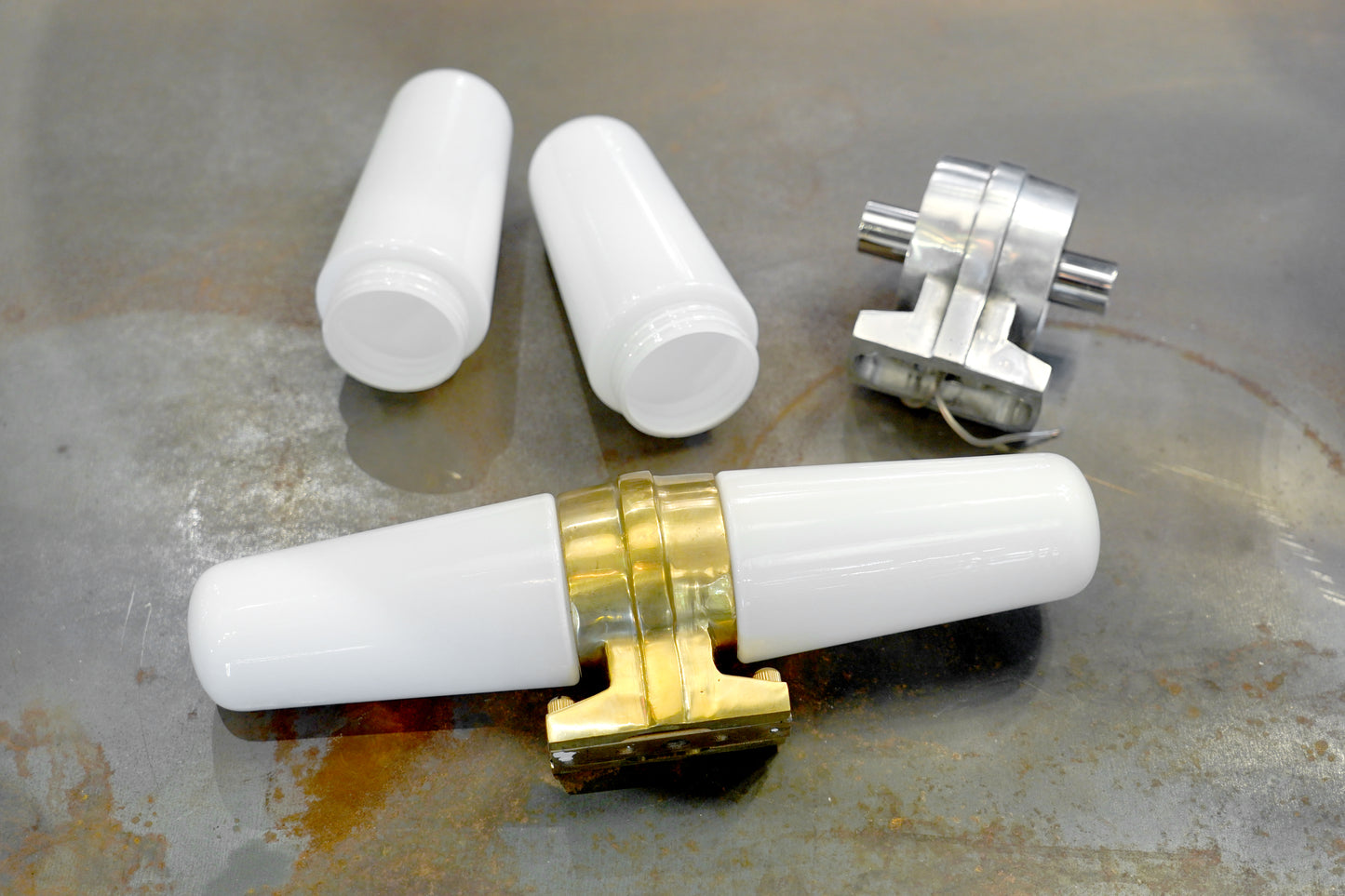 Versa - Art-deco Wall Sconce