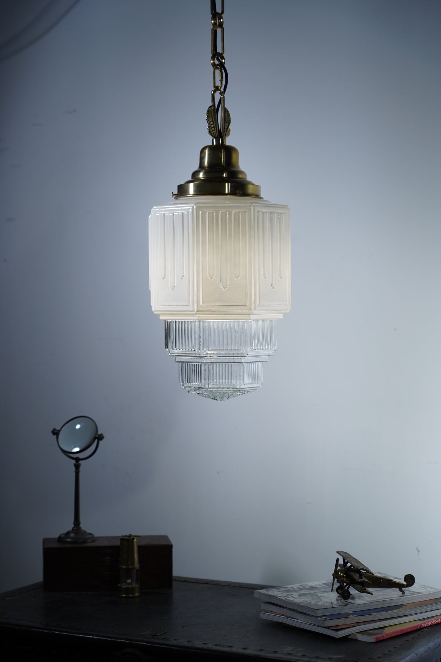 Lumière - Art-Deco Hollywood Pendant Light Fixture