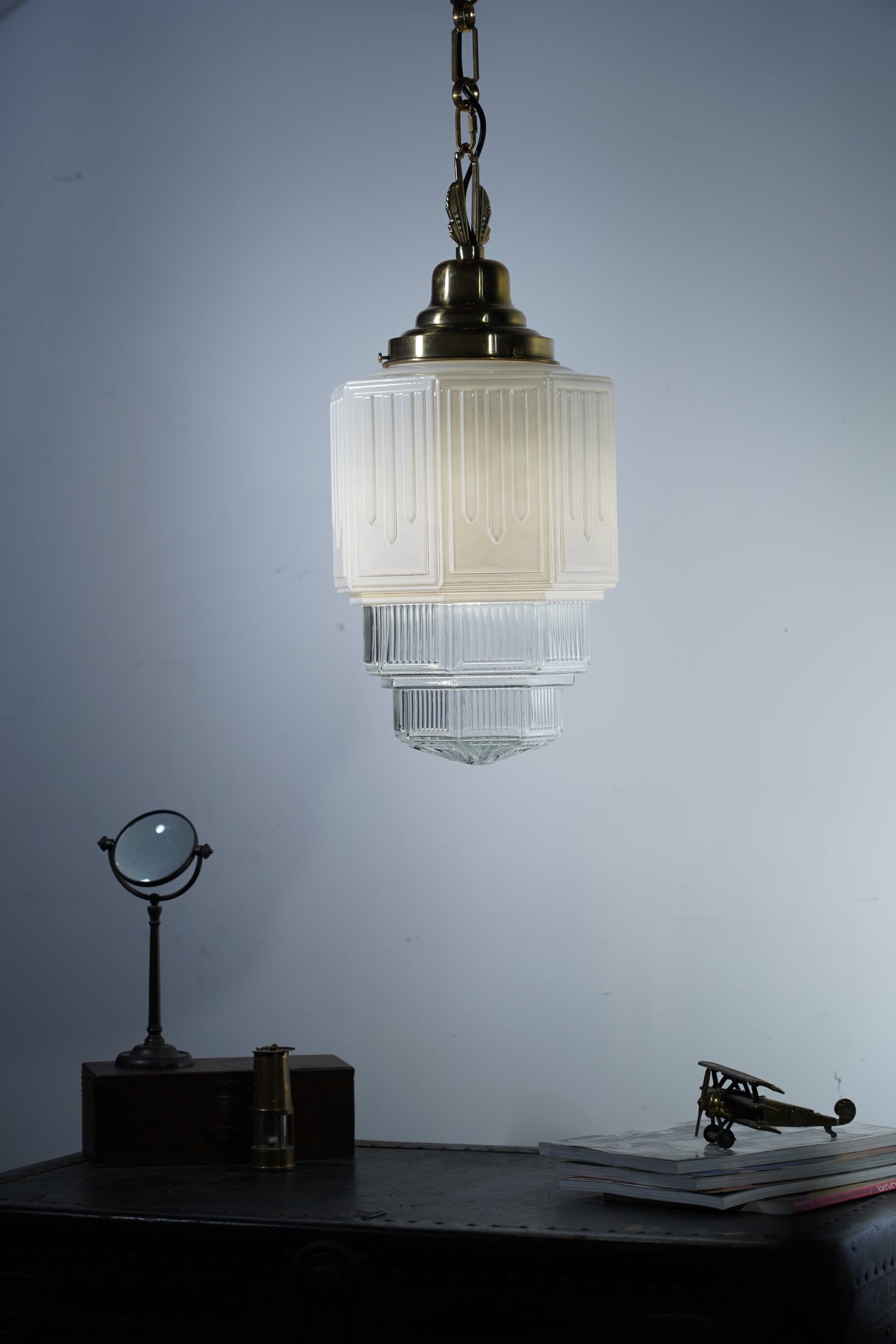 Lumière - Art-Deco Hollywood Pendant Light Fixture