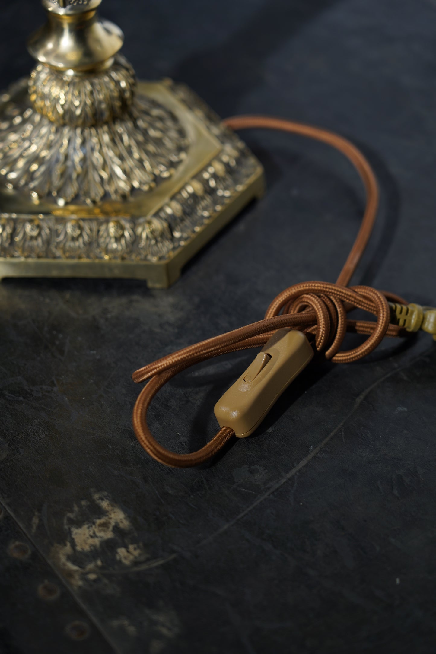 Lebua - Art-Deco Brass Table Lamp