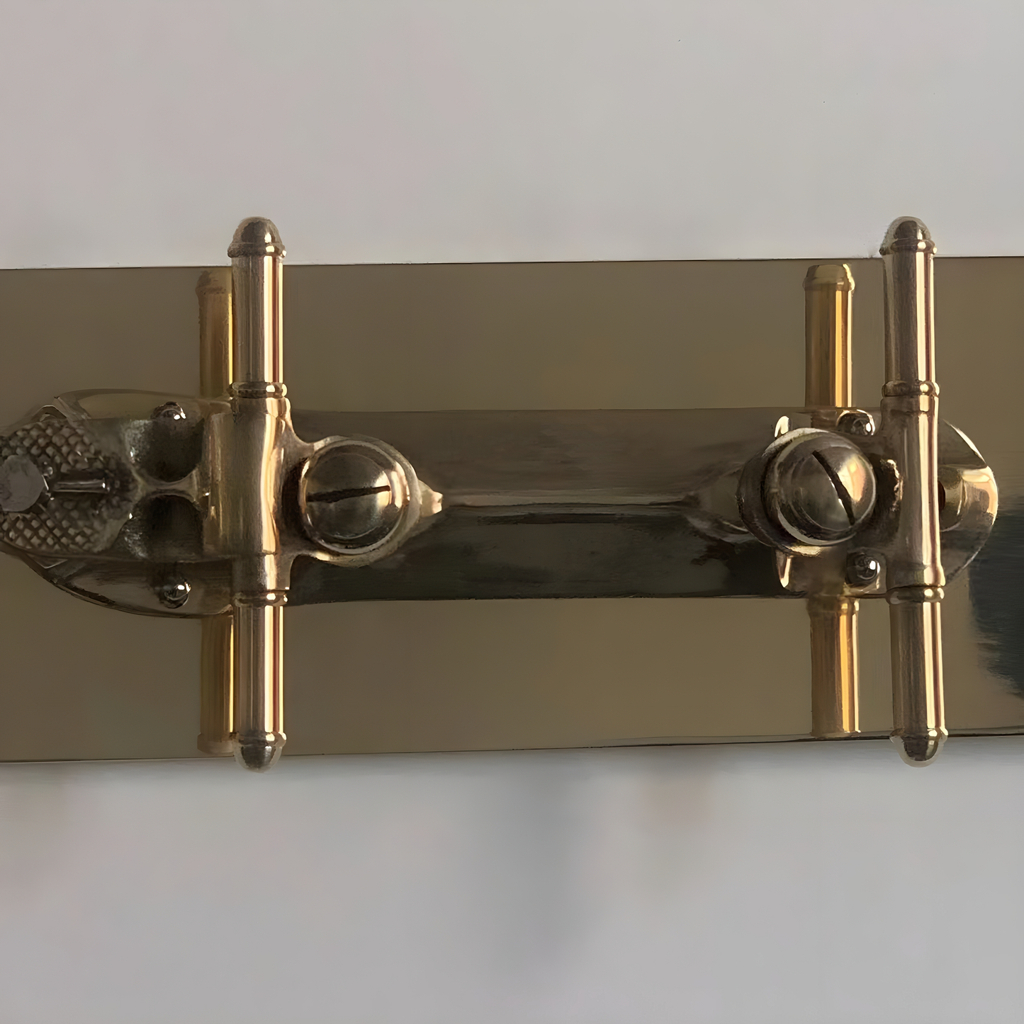 Quadro - Wall-Mounted Brass Clothes Hooks Rack