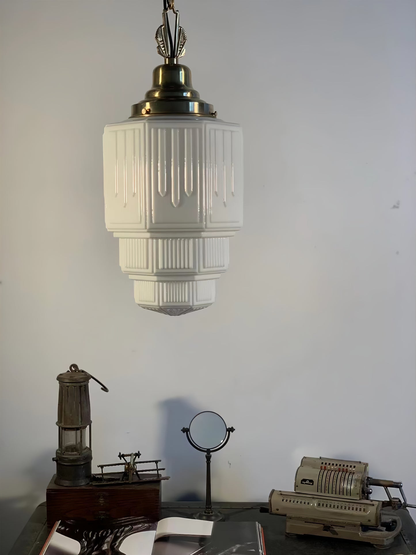 Lumière - Art-Deco Hollywood Pendant Light Fixture