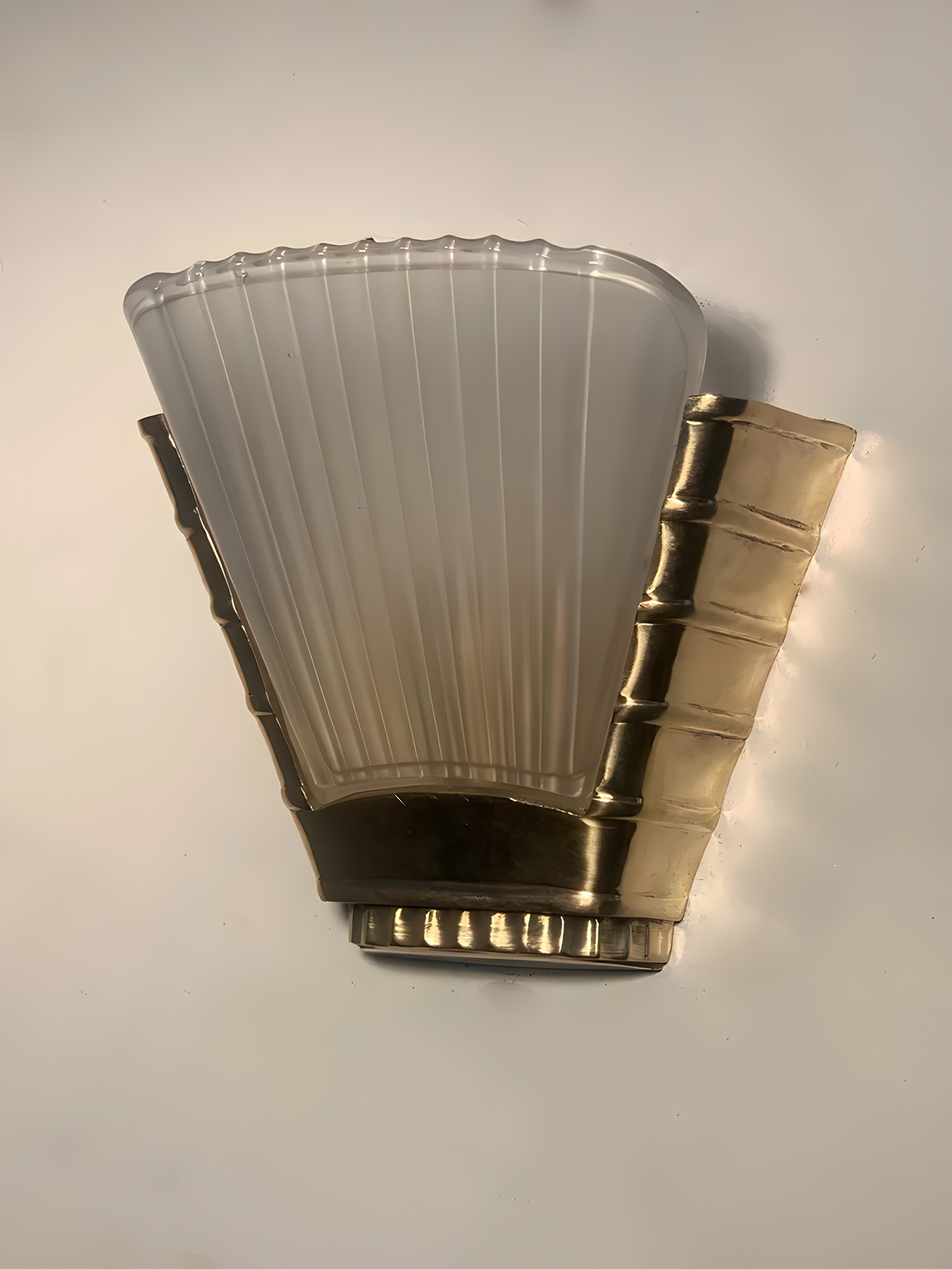 Artico - Vintage Industrial Art-Deco Brass Wall Sconce