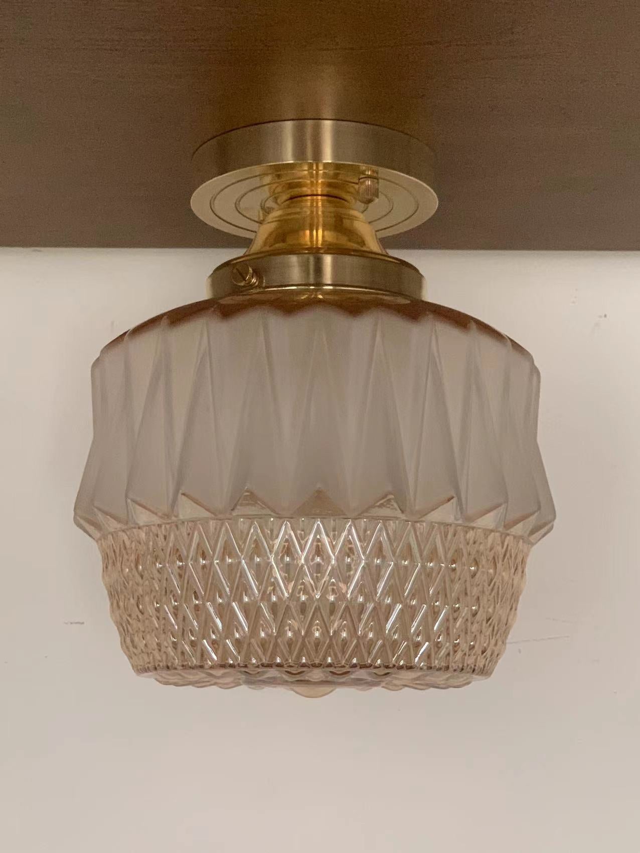 Amber Wave - Mid-Century Modern Crystal Ceiling Light with Geometric Pattern