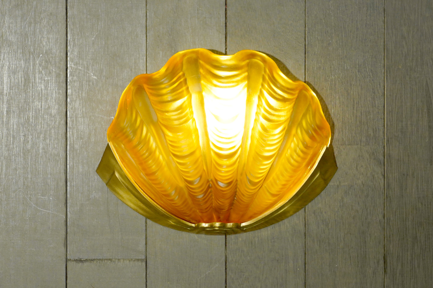 Shellis - Vintage-inspired Wall Sconce