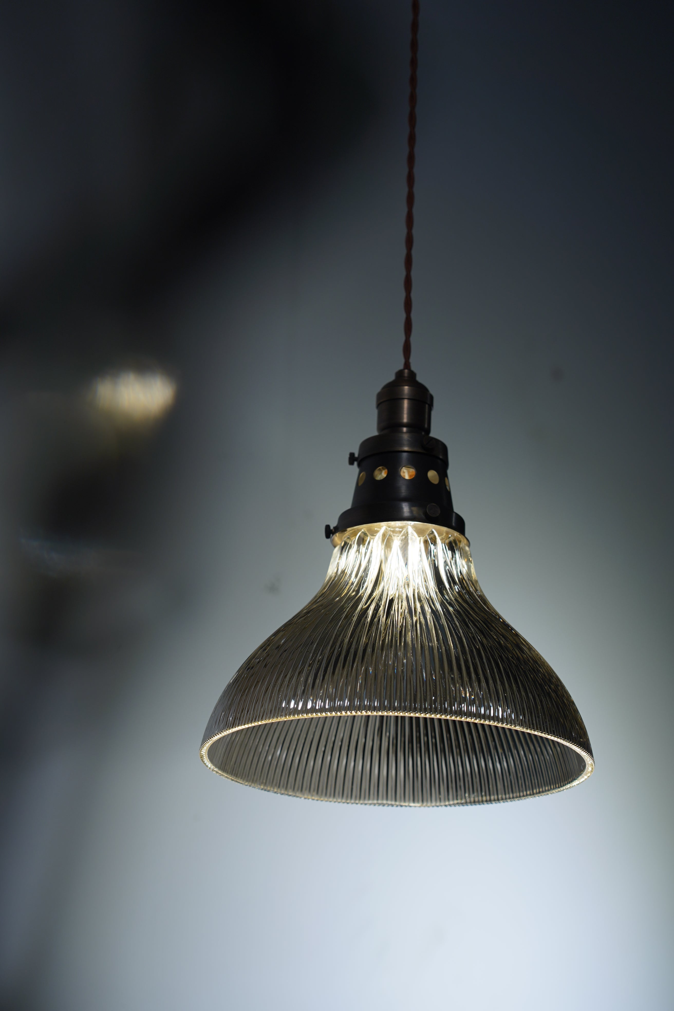 Rope and glass pendant shop light