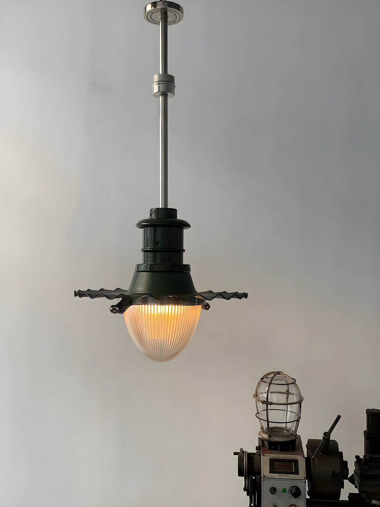 Vertica - Vintage Industrial Style Aluminum and Glass 20'' Pendant Light